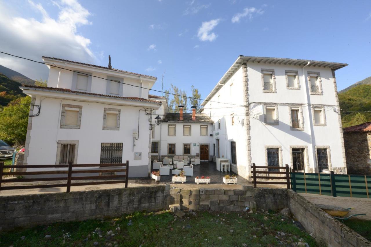 Hostal Casa Abascal Posada De Valdeon Exterior photo